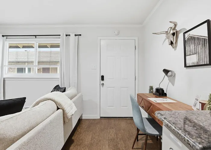 Cozy Near Tcu - Free Parking Kitchen & Wifi Apartment *