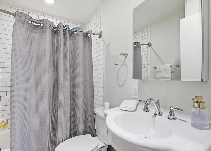 Apartment Cozy Near Tcu - Free Parking Kitchen & Wifi Fort Worth